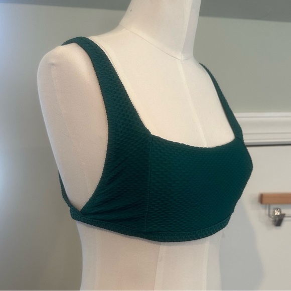 NWOT Hunter Green Bikini Top - Picture 9 of 11